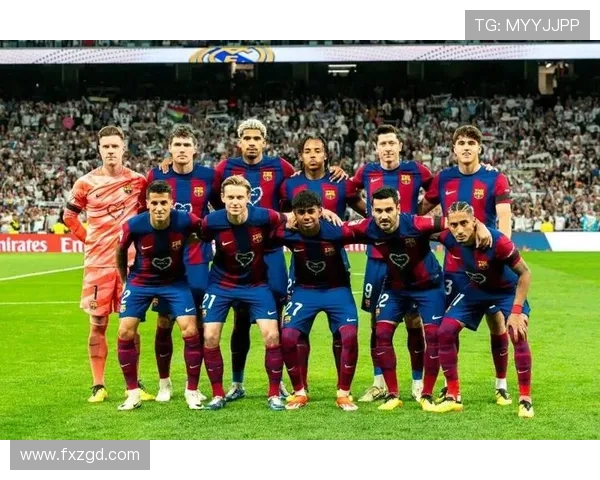 巴萨防线集体失魂问题近期持续暴露，防守稳定性下降已对联赛争冠形势产生影响