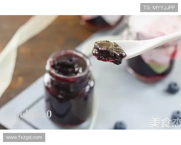 亚历克斯·摩根在家喝冰美式都要配私人营养师盯着